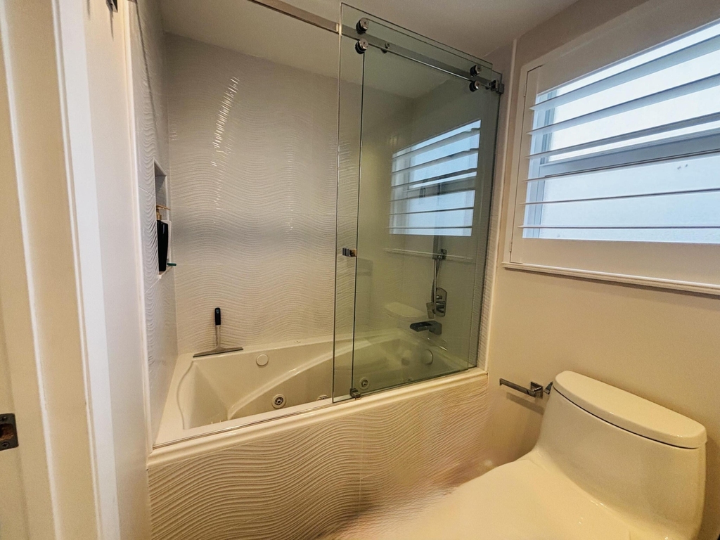 3091 N Course Drive - Photo 3