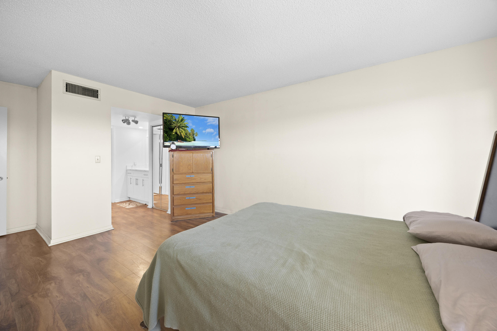 10777 W Sample Road - Photo 7