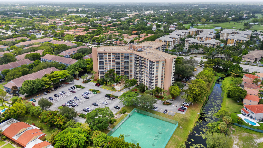 10777 W Sample Road - Photo 32