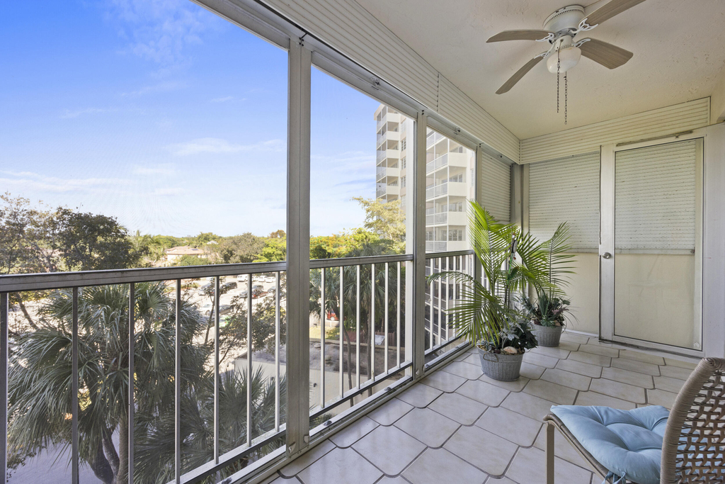 10777 W Sample Road - Photo 15