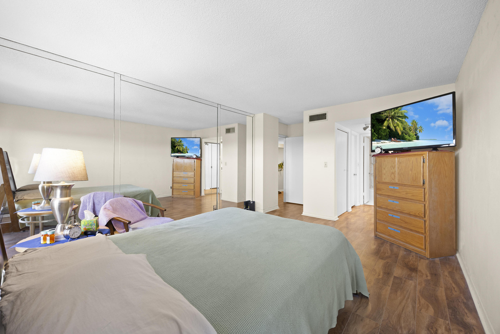 10777 W Sample Road - Photo 8