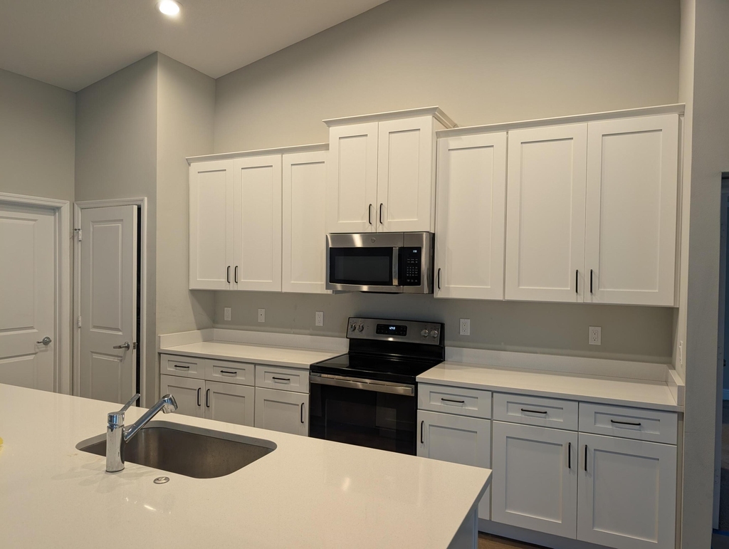 1206 Sw Asturia Avenue - Photo 3