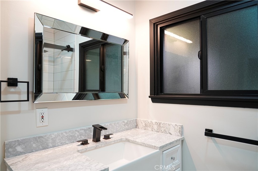 6343 Livia - Photo 9