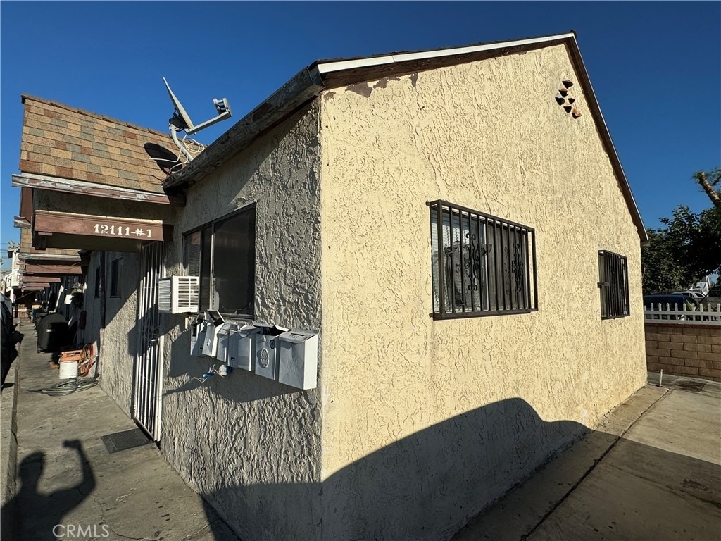 12115 1/4 Morehouse Street - Photo 0