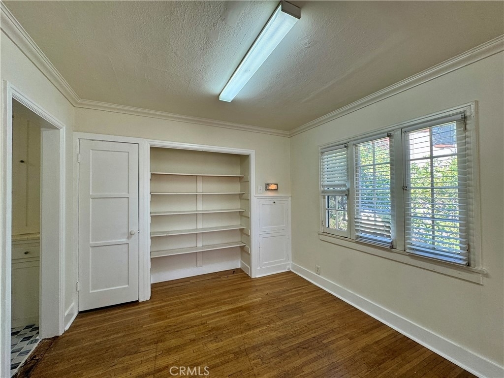 1714 Gillette Crescent - Photo 5