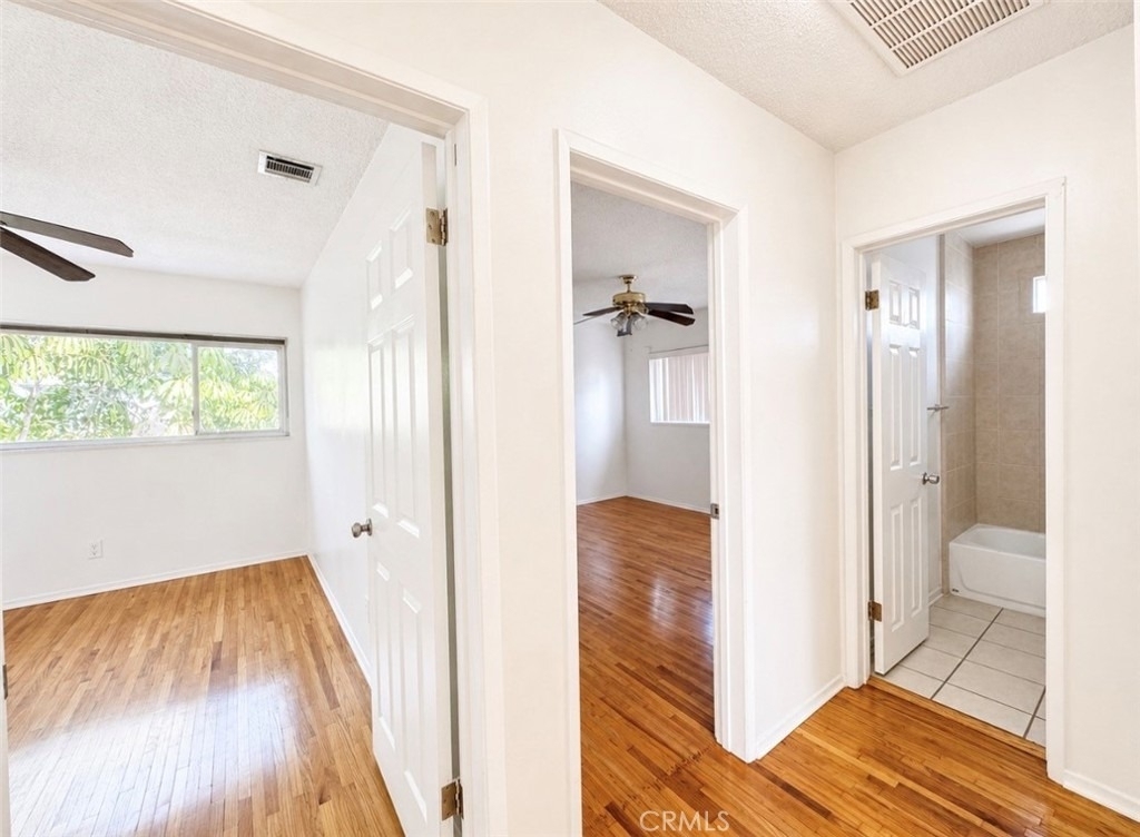1372 W 36th Street - Photo 8