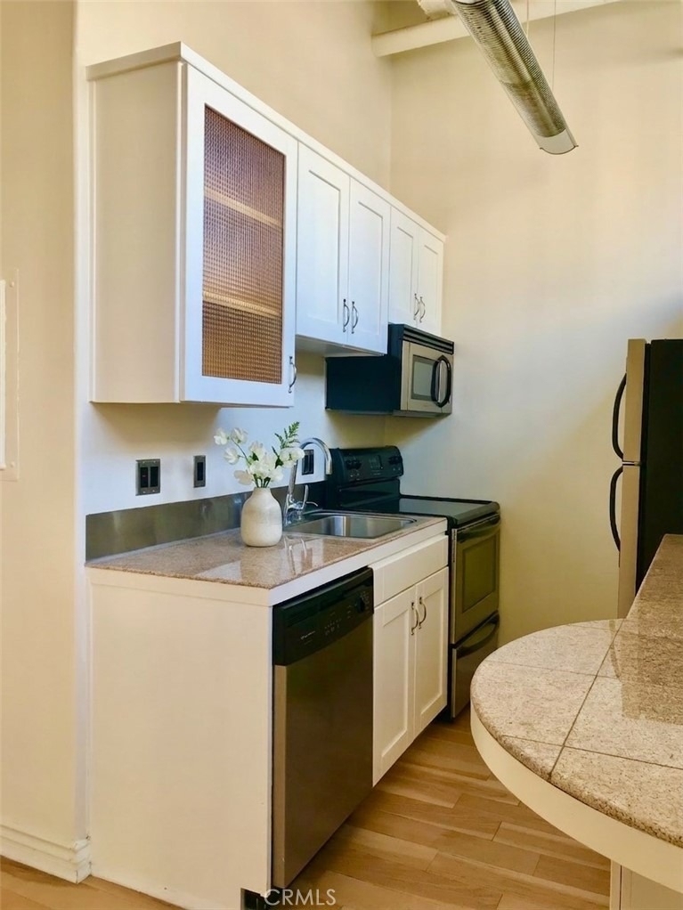 312 W 5th Street - Photo 4