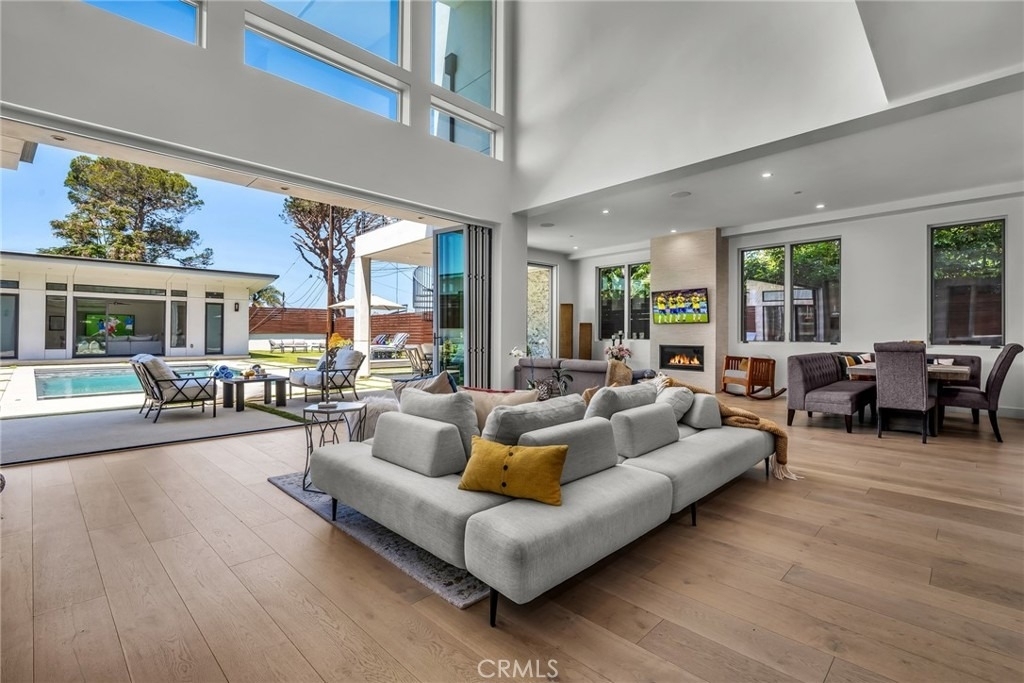 503 S Lucia Avenue - Photo 7