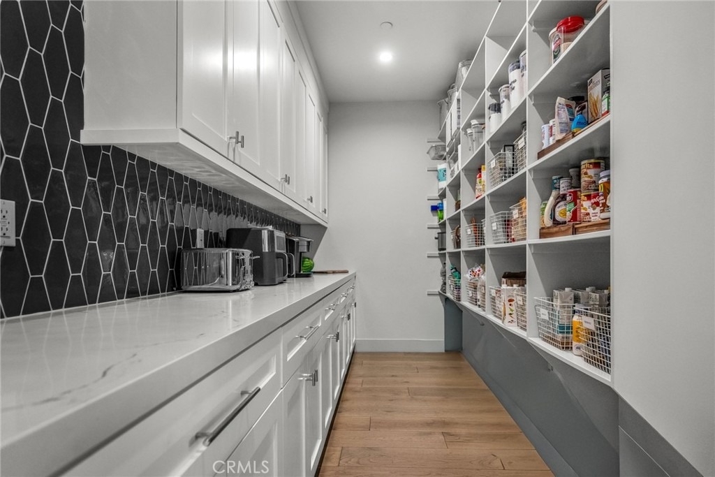503 S Lucia Avenue - Photo 6