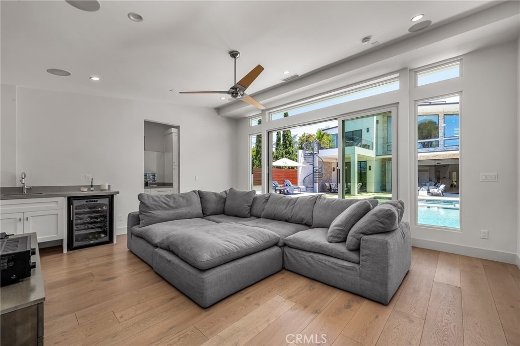 503 S Lucia Avenue - Photo 9