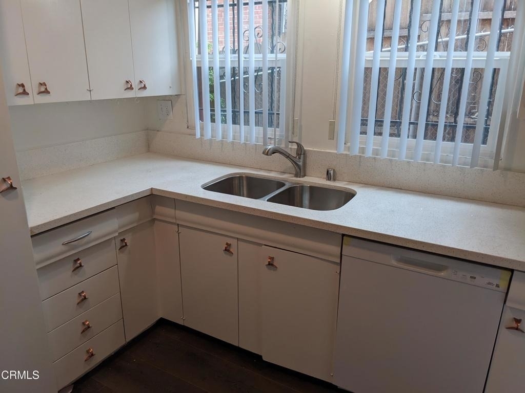 1 Waverly Drive - Photo 8