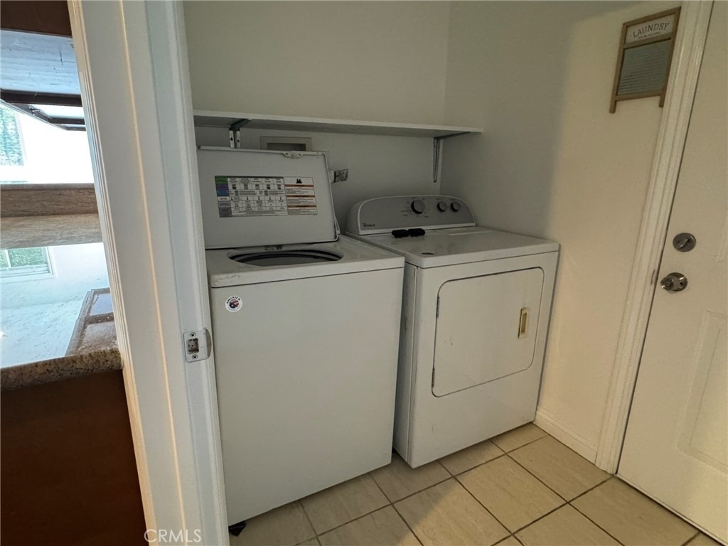 1041 W Acacia - Photo 9
