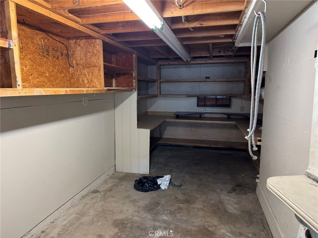 1041 W Acacia - Photo 21