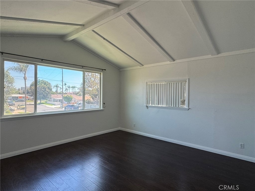 1041 W Acacia - Photo 19