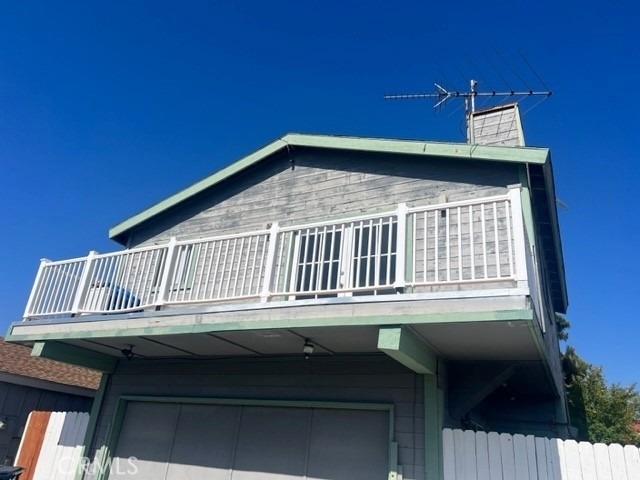 1605 Huntington Street - Photo 0