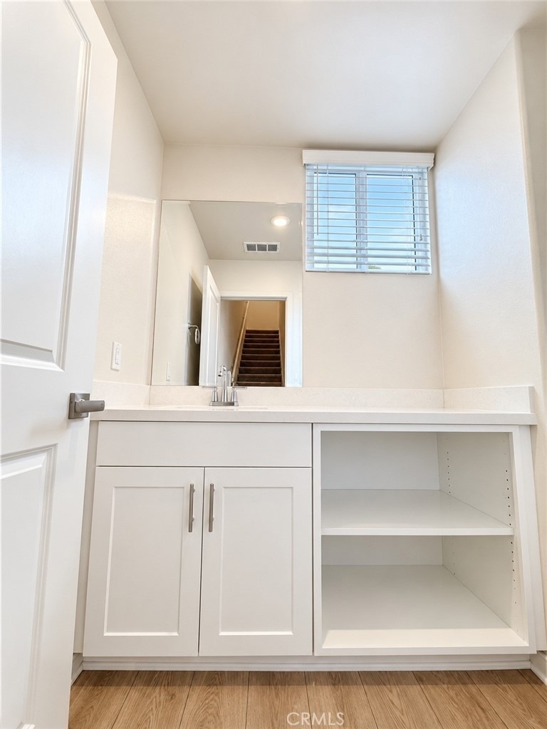 652 E Fourth Street - Photo 11