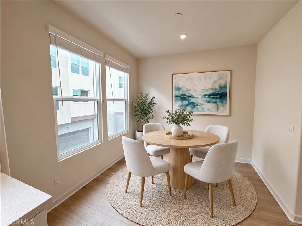 652 E Fourth Street - Photo 9