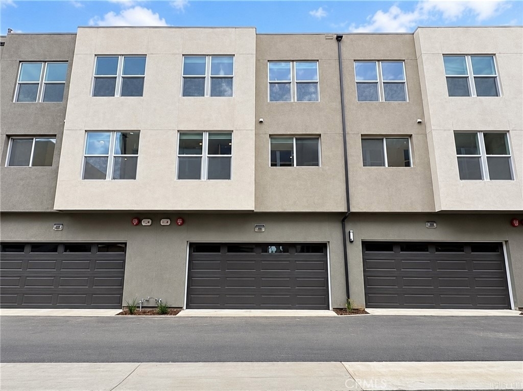 652 E Fourth Street - Photo 22