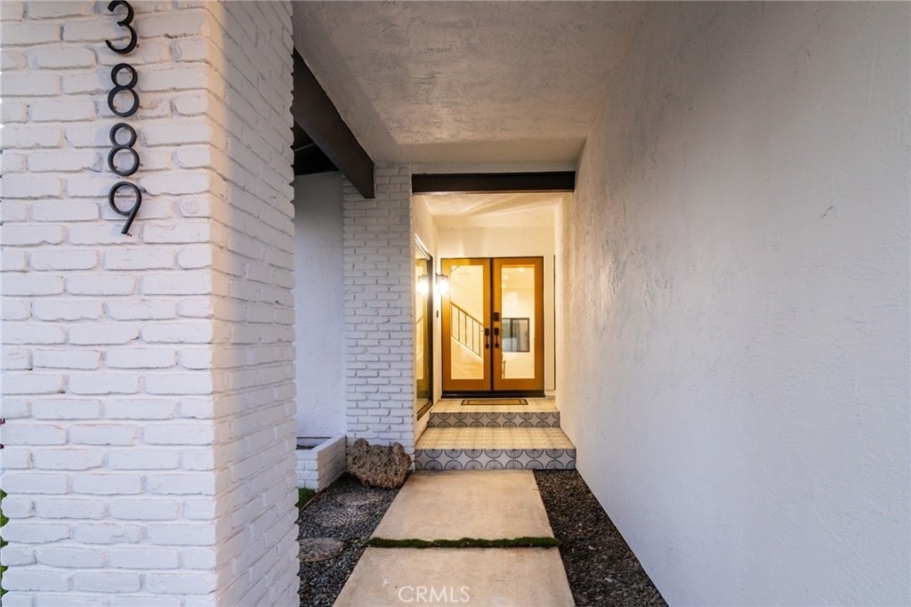 3889 Humboldt Drive - Photo 1