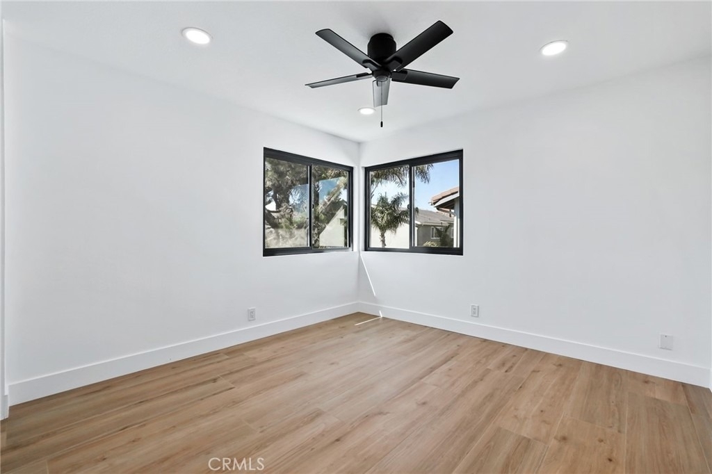 3889 Humboldt Drive - Photo 27