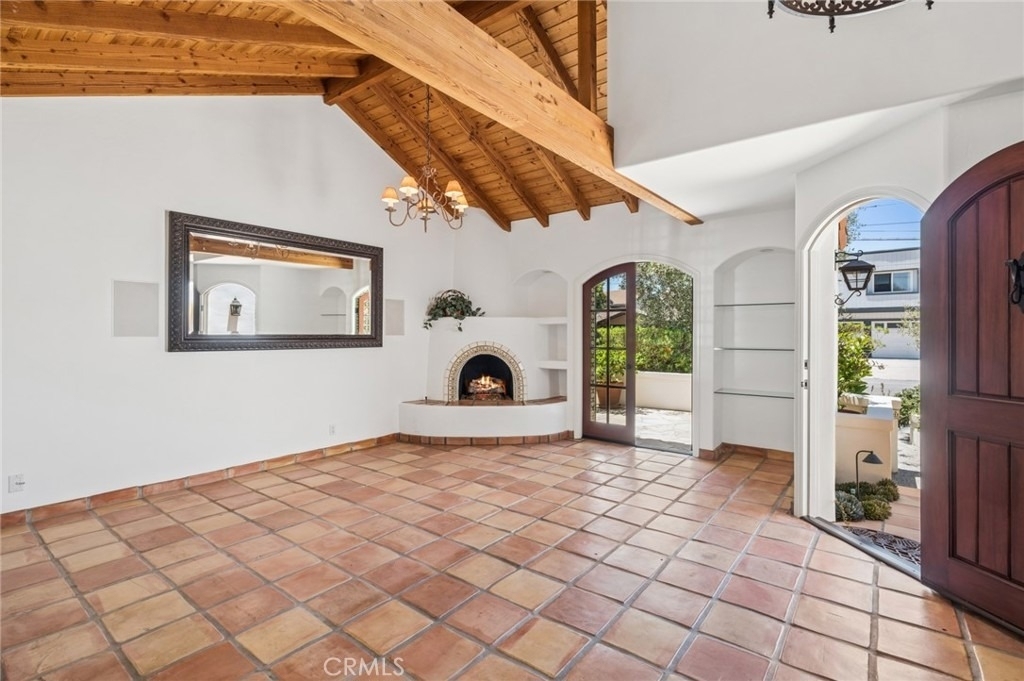 3214 Clay St - Photo 6