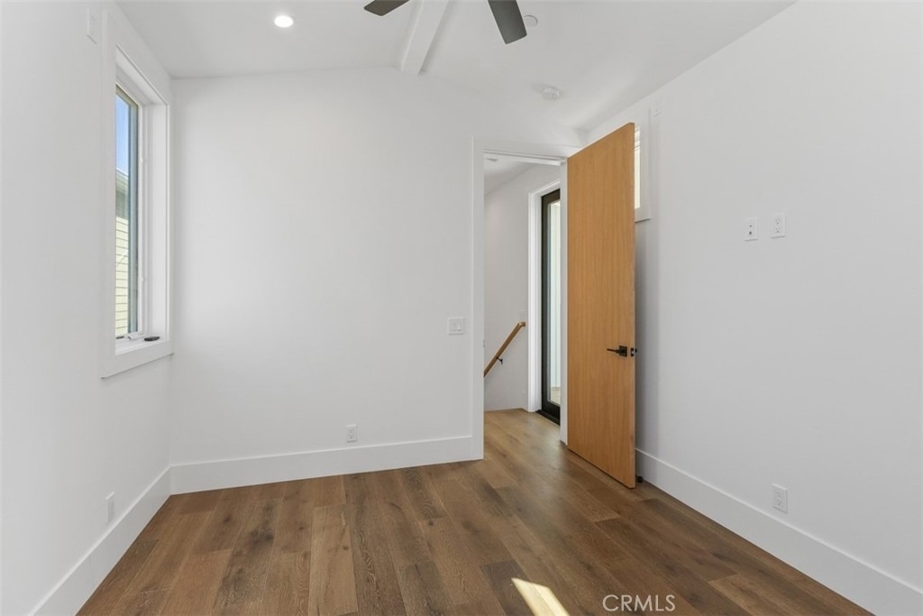 515 1/2 Jasmine Avenue - Photo 18