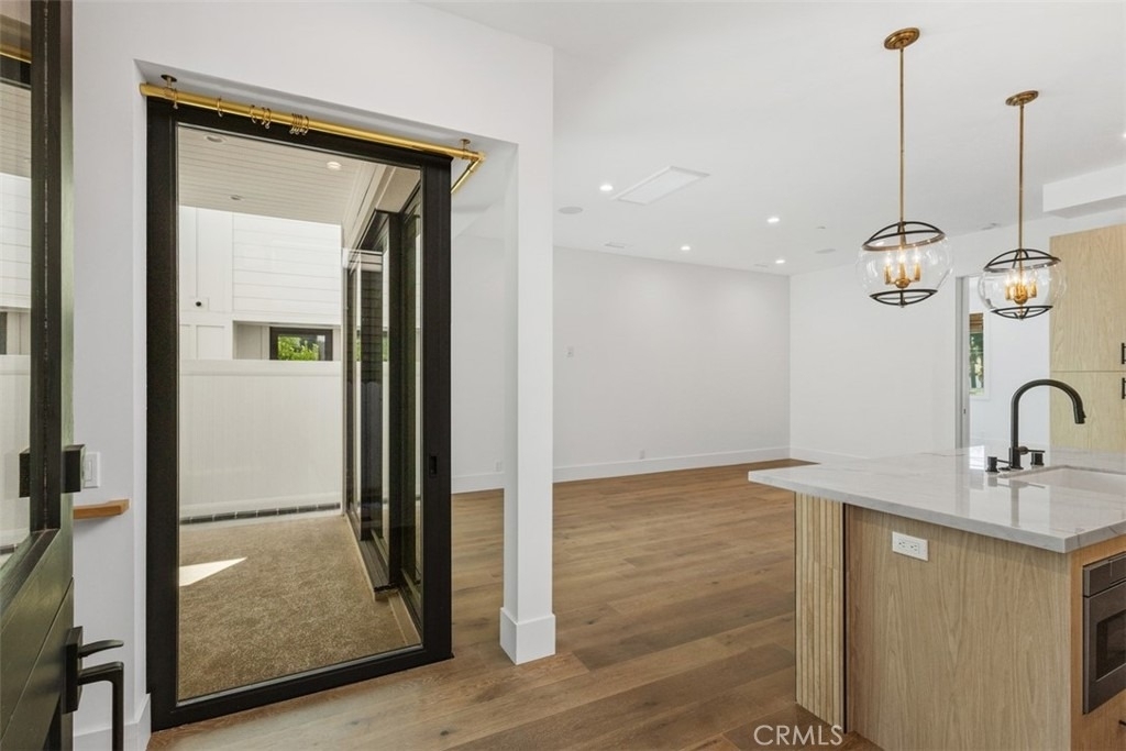 515 1/2 Jasmine Avenue - Photo 4