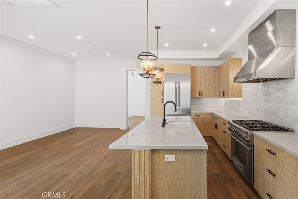 515 1/2 Jasmine Avenue - Photo 5