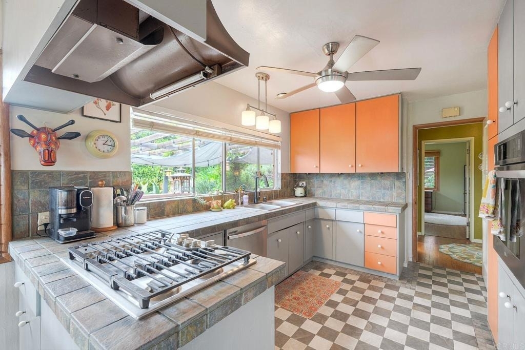 730 S Broadway - Photo 12