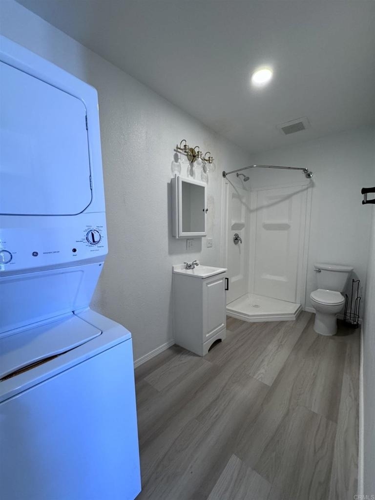 410 S 14th St - Photo 2