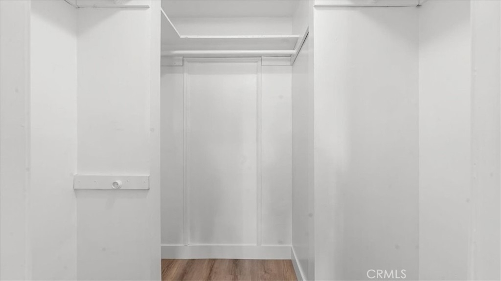 943 N Orange - Photo 19