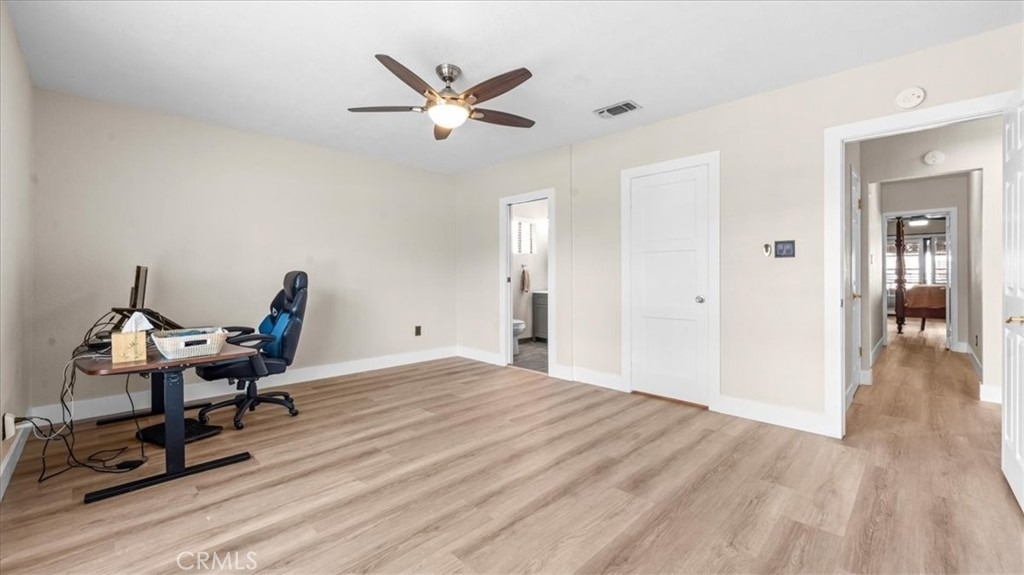 943 N Orange - Photo 22