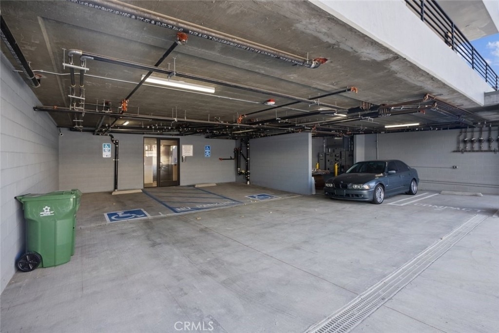 10032 Commerce Avenue - Photo 30