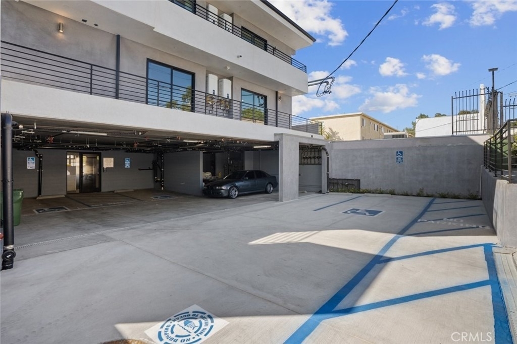10032 Commerce Avenue - Photo 28