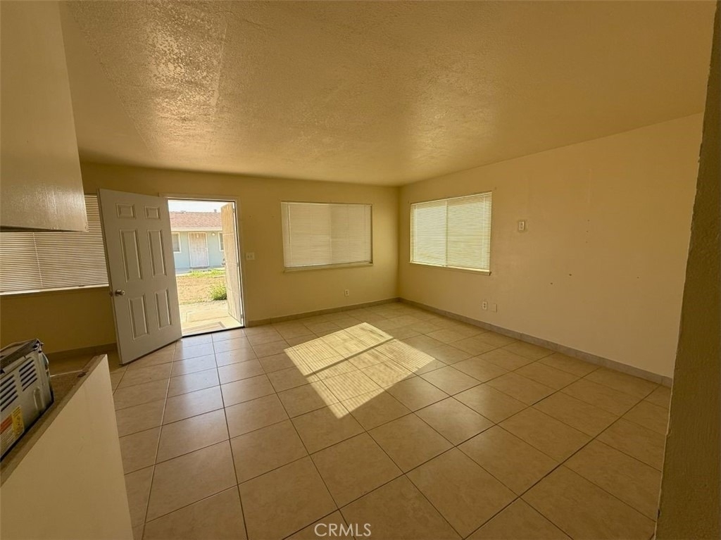 9120 G Avenue - Photo 3