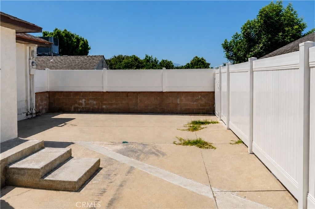 2431 N Lamer Street - Photo 15