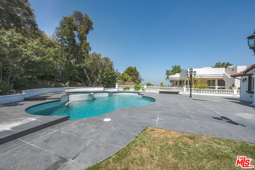 3856 Vista Linda Drive - Photo 2