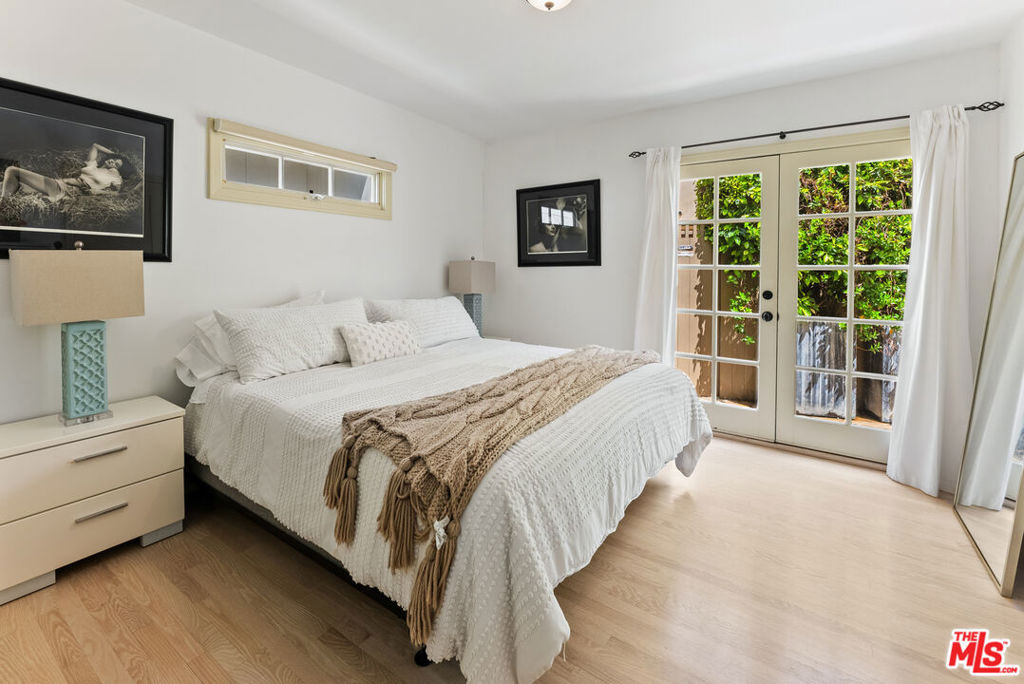 708 Westbourne Drive - Photo 4