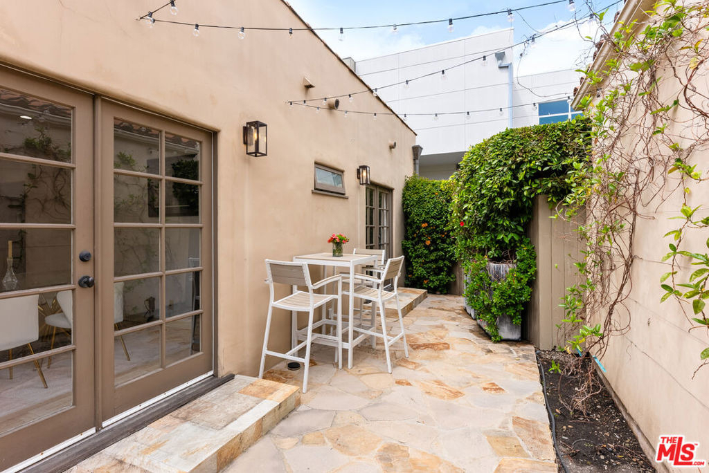 708 Westbourne Drive - Photo 12