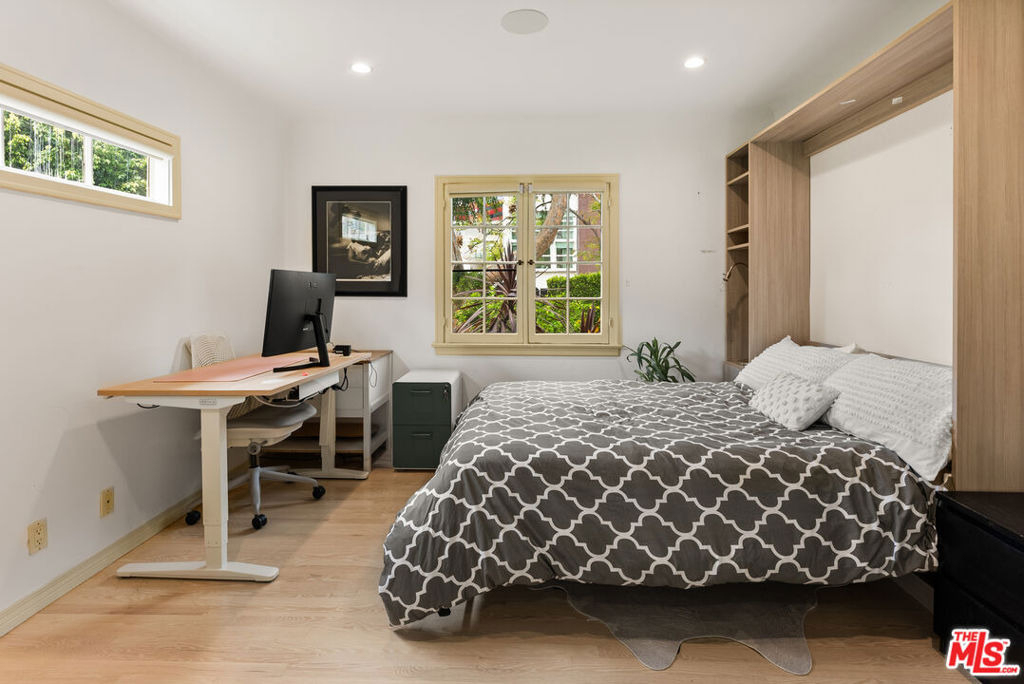 708 Westbourne Drive - Photo 7