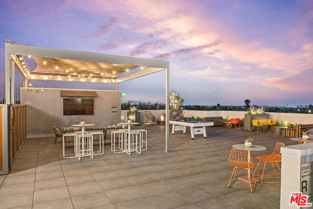 1001 N Fairfax Avenue - Photo 18