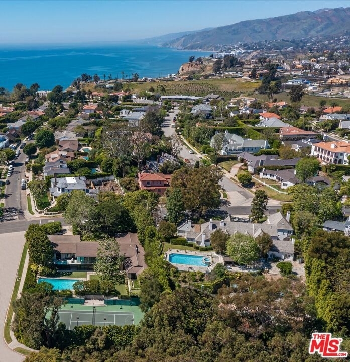 400 Toyopa Drive - Photo 33