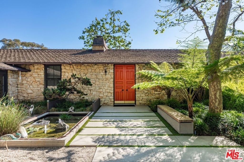 400 Toyopa Drive - Photo 2
