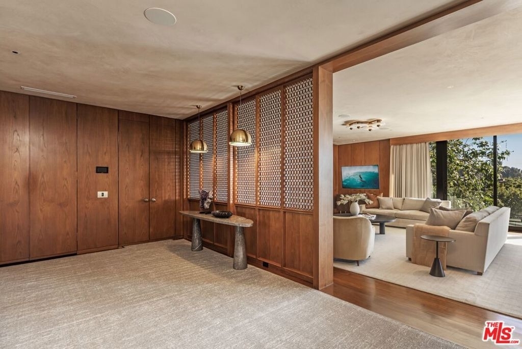 400 Toyopa Drive - Photo 3