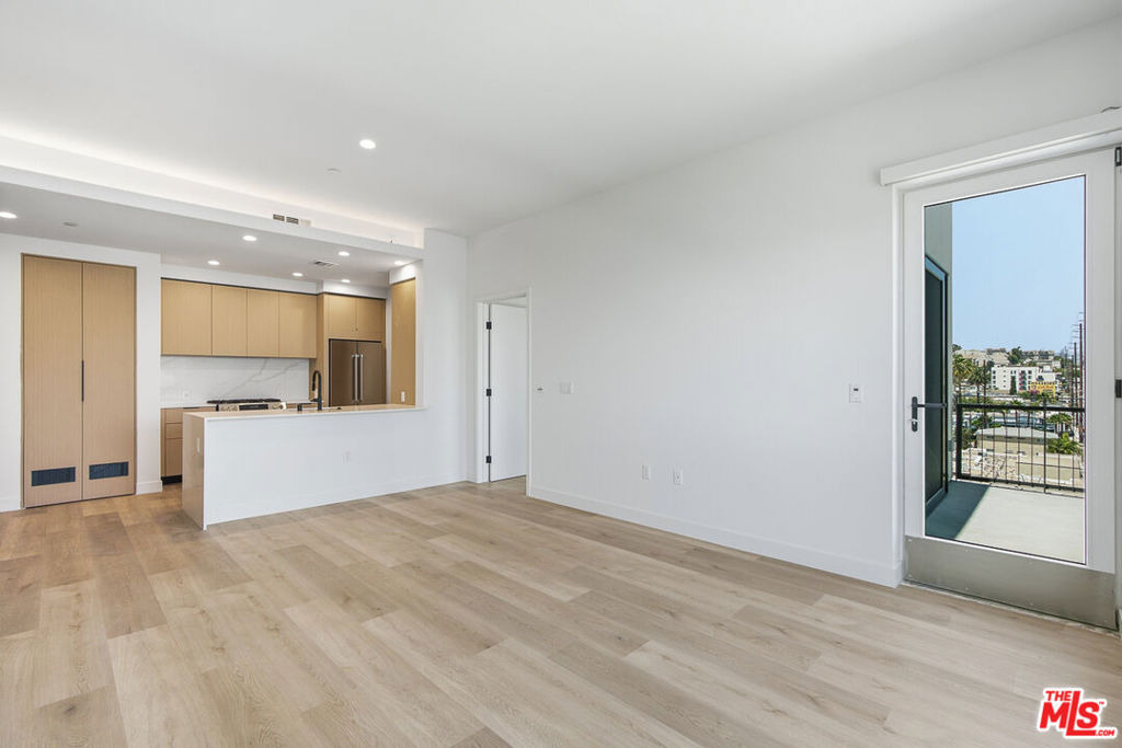 3555 Overland Avenue - Photo 8