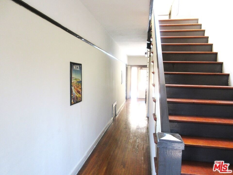 5336 Monroe Street - Photo 2