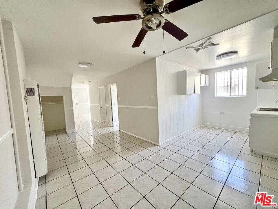 3260 E 4th Street - Photo 4