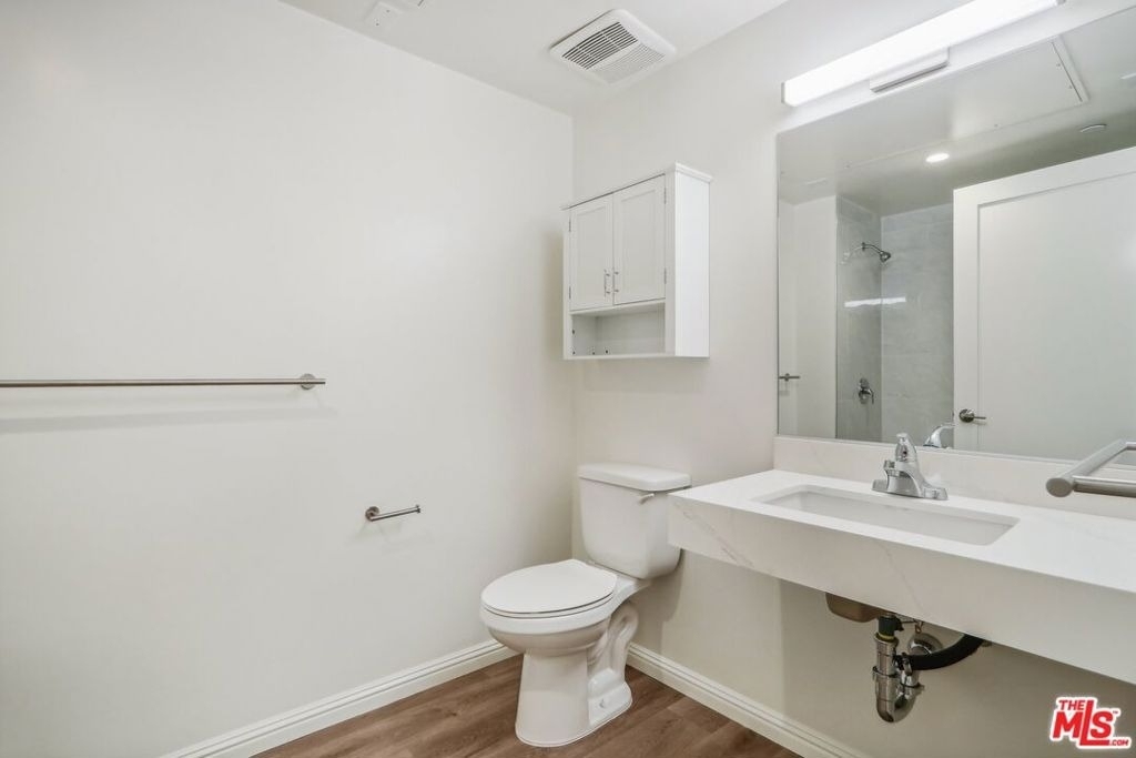 951 S Wilton Place - Photo 30