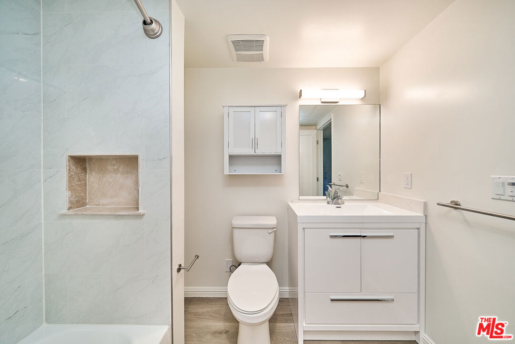951 S Wilton Place - Photo 17