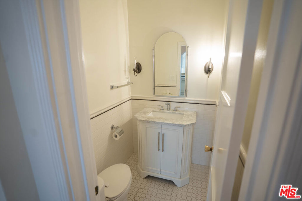 1210 S La Jolla Avenue - Photo 21